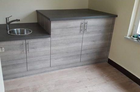 Waschschrank für Trockner und Waschmaschine